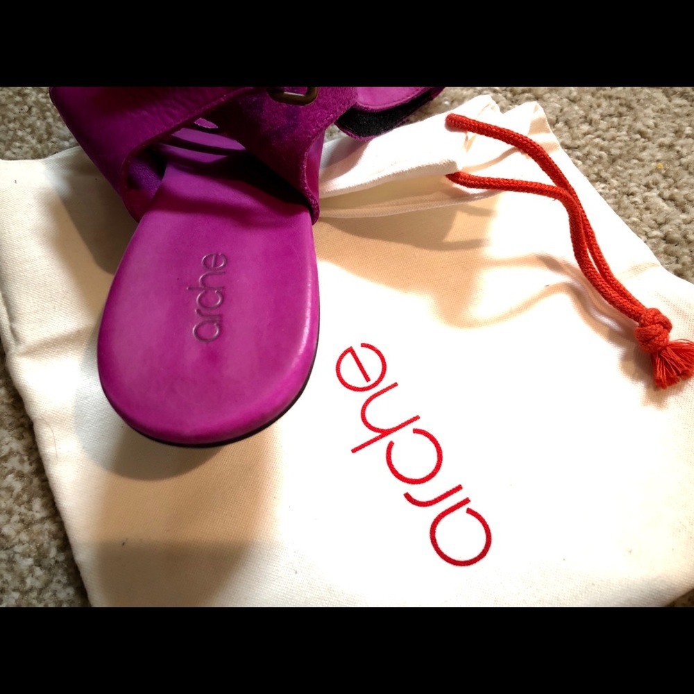 Arche fuchsia suede 2” rubber sole strap heel